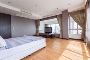 Picture of 4 bed Condo in The Lofts Yennakart Chong Nonsi Sub District C06321