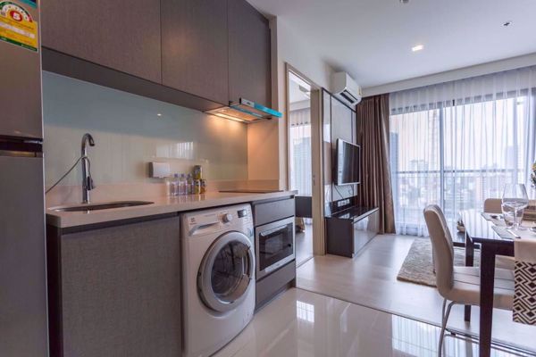 Picture of 1 bed Condo in Rhythm Sukhumvit 36-38 Phra Khanong Sub District C06333