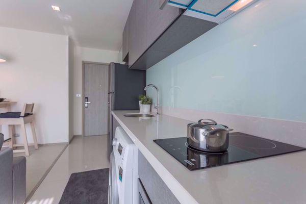 รูปภาพ 1 bed Condo in Rhythm Sukhumvit 36-38 Phra Khanong Sub District C06334