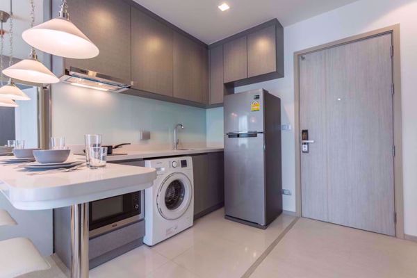 Picture of 1 bed Condo in Rhythm Sukhumvit 36-38 Phra Khanong Sub District C06337