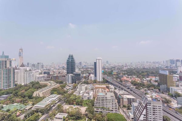 Picture of 2 bed Condo in Noble Ploenchit Lumphini Sub District C06364