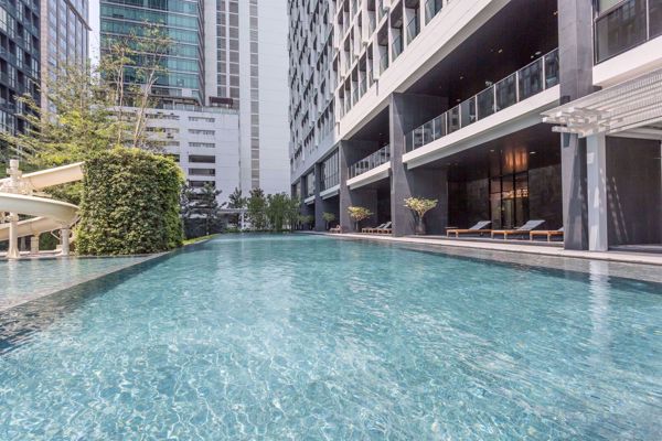 Picture of 2 bed Condo in Noble Ploenchit Lumphini Sub District C06364