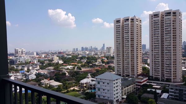 Picture of 1 bed Condo in C Ekkamai Khlong Tan Nuea Sub District C06381