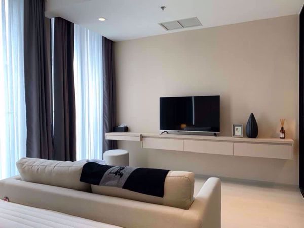 Picture of 1 bed Condo in Noble Ploenchit Lumphini Sub District C06390