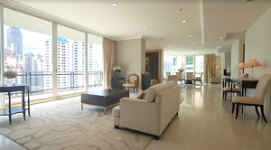 Picture of 4 bed Condo in Royce Private Residences Khlong Toei Nuea Sub District C06410