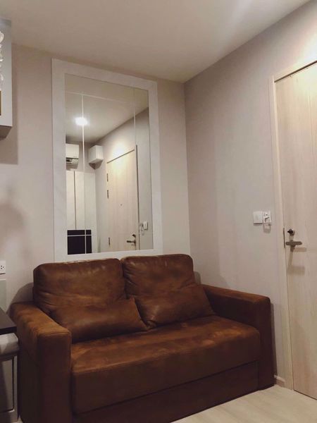 Picture of 1 bed Condo in Life Asoke Huai Khwang District C06491