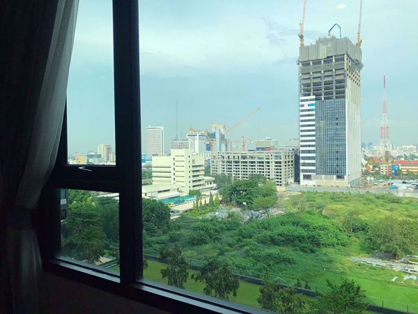 Picture of 1 bed Condo in Life Asoke Huai Khwang District C06491