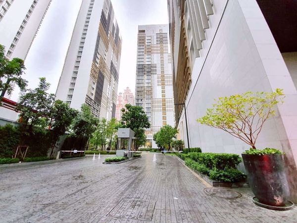 รูปภาพ 2 bed Condo in Park Origin Phromphong Khlongtan Sub District C06525