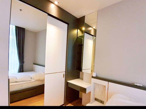 รูปภาพ 2 bed Condo in Park Origin Phromphong Khlongtan Sub District C06525