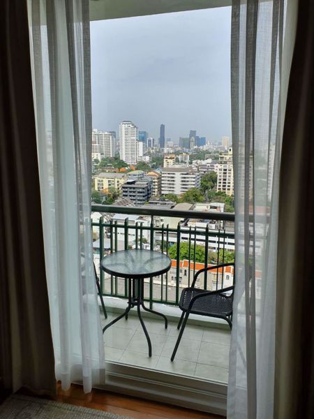 รูปภาพ 3 bed Condo in Wind Sukhumvit 23 Watthana District C06539