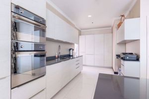 รูปภาพ 4 bed Condo in Supalai Wellington Huai Khwang Sub District C06587