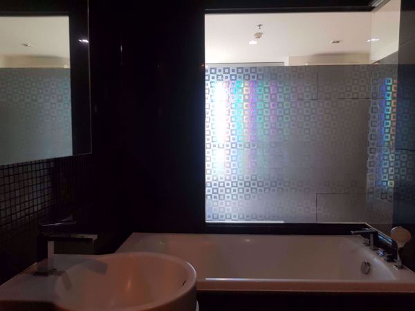 Picture of 1 bed Condo in Rhythm Sukhumvit Phra Khanong Sub District C06594