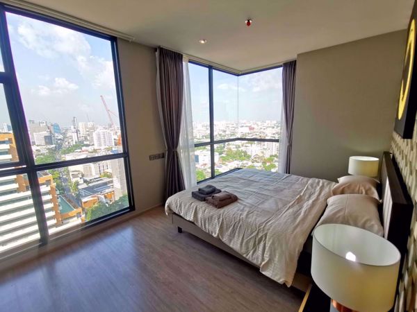 รูปภาพ 1 bed Condo in RHYTHM Ekkamai Watthana District C06606