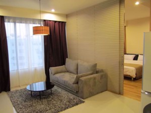 Picture of 1 bed Condo in The Emporio Place Khlongtan Sub District C06619