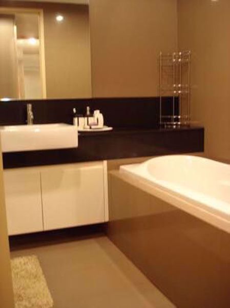 Picture of 2 bed Condo in Siri On 8 Khlongtoei Sub District C06653