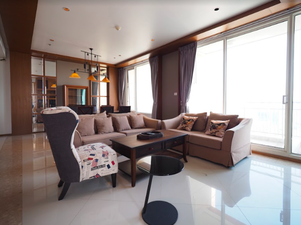 รูปภาพ 3 bed Condo in The Empire Place Yan Nawa Sub District C06671