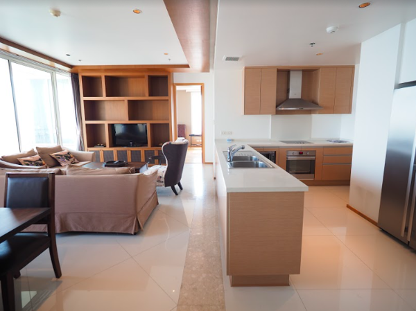 รูปภาพ 3 bed Condo in The Empire Place Yan Nawa Sub District C06671