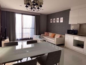 รูปภาพ 2 bed Condo in Rhythm Sukhumvit 42 Phra Khanong Sub District C06683