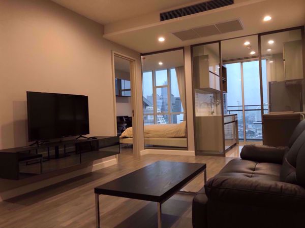 รูปภาพ 1 bed Condo in The Room Sathorn-TanonPun Silom Sub District C06729