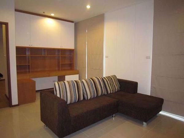 Picture of 2 bed Condo in Villa Sathorn Khlong Ton Sai Sub District C06744