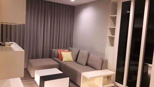 รูปภาพ 1 ห้องนอน Condo ในโครงการ The Room Sukhumvit 40 Phra Khanong Sub District C06758