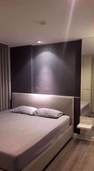 รูปภาพ 1 ห้องนอน Condo ในโครงการ The Room Sukhumvit 40 Phra Khanong Sub District C06758