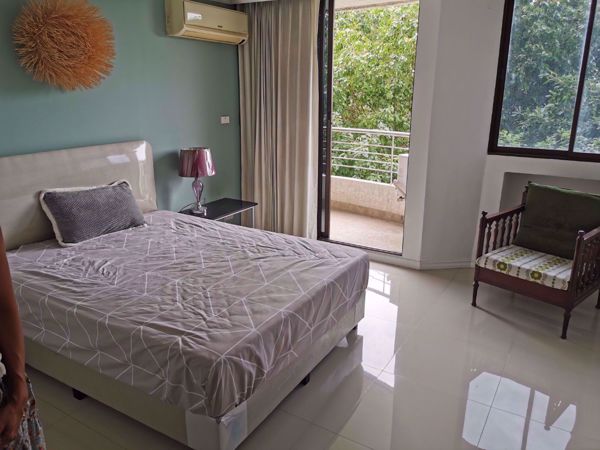 รูปภาพ 2 ห้อง Duplex in Supalai Place Condominium Khlong Tan Nuea Sub District D05771