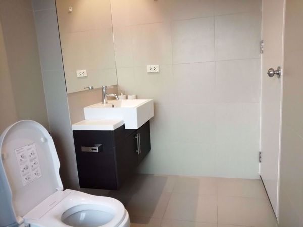 รูปภาพ 1 bed Condo in Noble Remix Khlongtan Sub District C06813