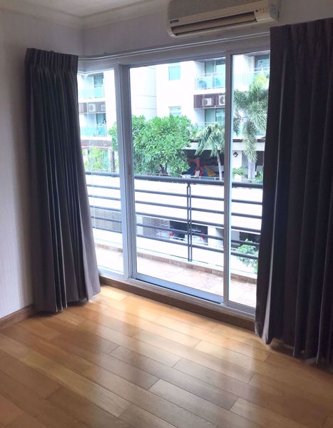 Picture of 3 bed Condo in Lumpini Suite Sukhumvit 41 Khlong Tan Nuea Sub District C06861