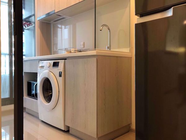 รูปภาพ 1 bed Condo in Life Asoke Huai Khwang District C06872