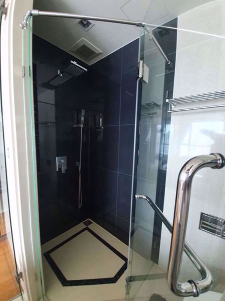 Picture of 1 bed Condo in The Address Sathorn Silom Sub District C06886