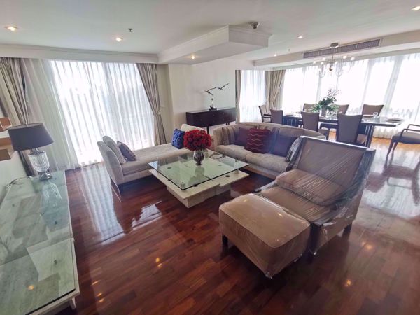 Picture of 3 bed Condo in Grand 39 Tower Khlong Tan Nuea Sub District C06892