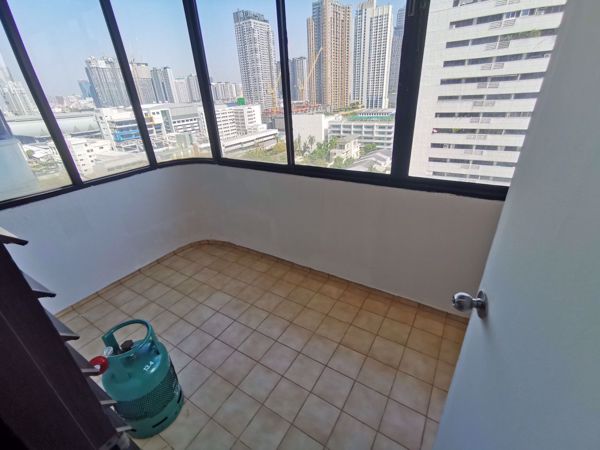 Picture of 2 bed Condo in Sethiwan Residence Khlong Toei Nuea Sub District C06896