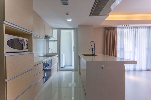 Picture of 3 bed Condo in Royal Castle Khlong Tan Nuea Sub District C06904