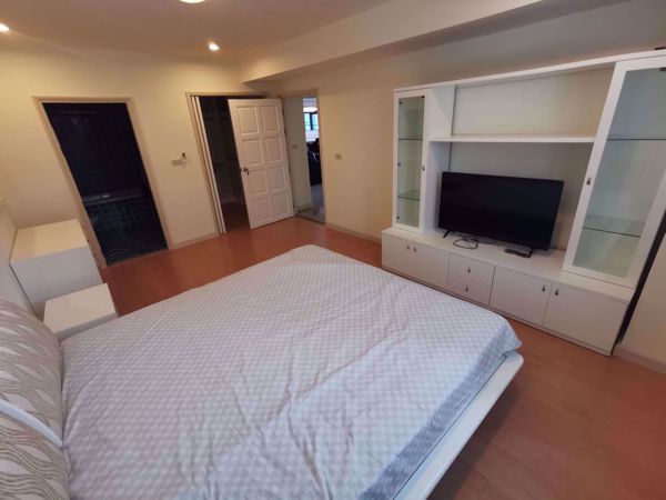 รูปภาพ 3 bed Condo in Royal Castle Watthana District C06918