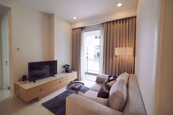 รูปภาพ 2 bed Condo in Q Langsuan Lumphini Sub District C06936