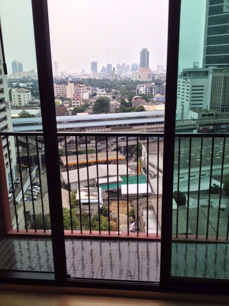 รูปภาพ 1 bed Condo in Noble ReD Samsennai Sub District C06944