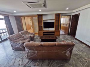 Picture of 3 bed Condo in Royal Castle Watthana District C06978