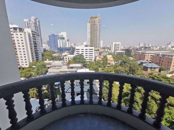 Picture of 3 bed Condo in Royal Castle Watthana District C06978