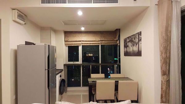 รูปภาพ 2 bed Condo in Life Ratchadapisek Huai Khwang District C07101