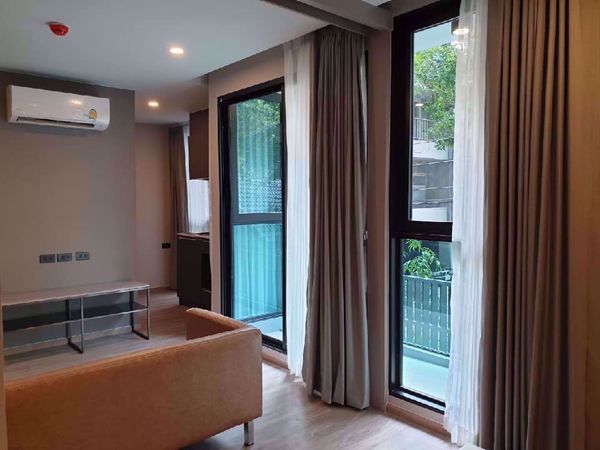 รูปภาพ 1 bed Condo in The Teak Sukhumvit 39 Watthana District C07107