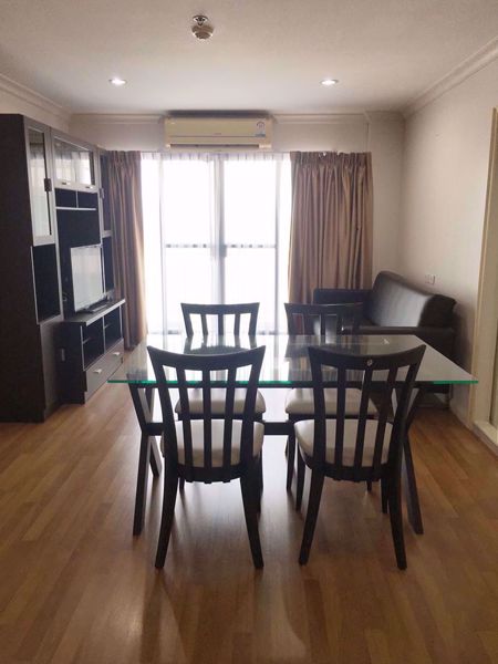 รูปภาพ 2 bed Condo in Lumpini Place Narathiwas-Chaopraya Chong Nonsi Sub District C07134