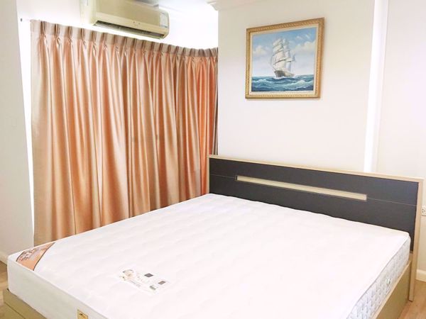 รูปภาพ 2 bed Condo in Lumpini Place Narathiwas-Chaopraya Chong Nonsi Sub District C07134