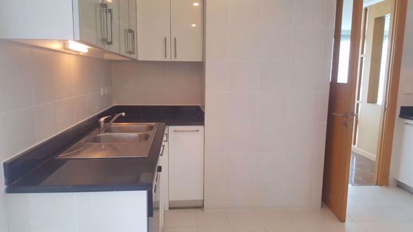 Picture of 3 bed Condo in GM Height Khlongtoei Sub District C07141