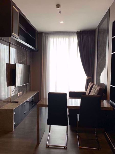 Picture of 1 bed Condo in Edge Sukhumvit 23 Khlong Toei Nuea Sub District C07184