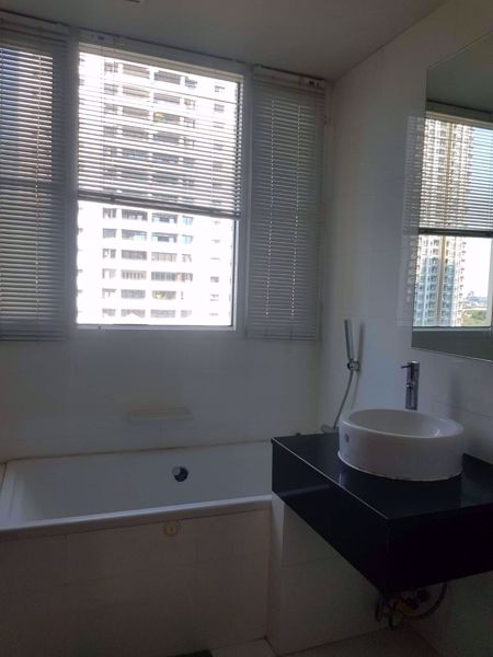 Picture of 2 bed Condo in Sukhumvit City Resort Watthana District C07206