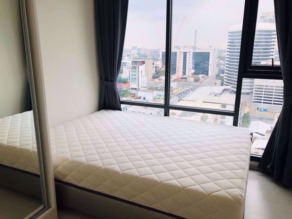 รูปภาพ 2 bed Condo in Rhythm Sukhumvit 42 Phra Khanong Sub District C07221