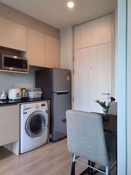 Picture of 1 bed Condo in Noble Revolve Ratchada 2 Huai Khwang Sub District C07248