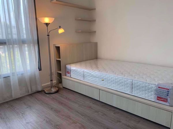 รูปภาพ 2 bed Condo in The Room Sukhumvit 40 Phra Khanong Sub District C07339