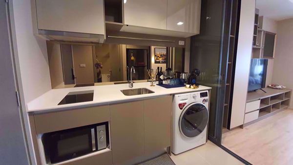 Picture of 1 bed Condo in Ideo Sathorn-Wongwian Yai Khlong Ton Sai Sub District C07357